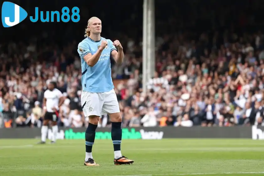 Haaland duy trì phong độ ghi bàn cực kỳ ấn tượng ở mùa giải này (Ảnh: SportBible).